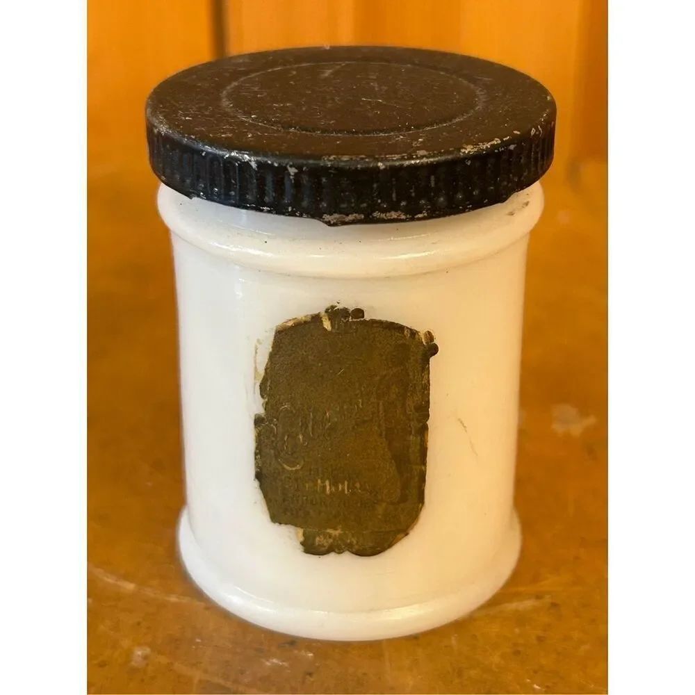 vintage jar of ColliPaite white milk glass (8265)